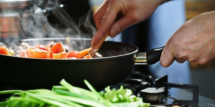 Are Nonstick Pans Safe – Find Out What Experts Say?